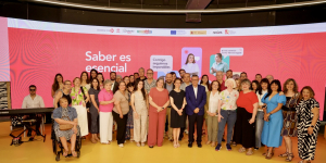 Foto de familia de la presentación de Esenciales en Madrid