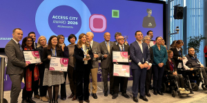 Foto de familia con los premiados