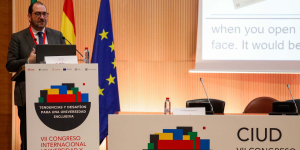 Foto de Joao Costa en la conferencia de clausura