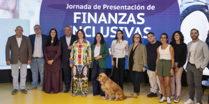 Foto de familia en la jornada de presentación