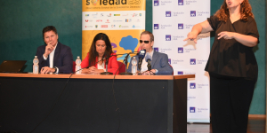 Foto del acto de presentación en Santander
