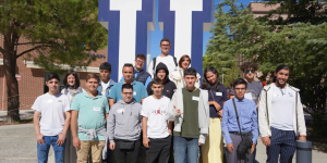 Foto de los alumnos del programa de la Universidad Francisco de Vitoria