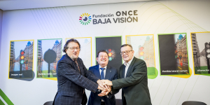 Foto de los firmantes