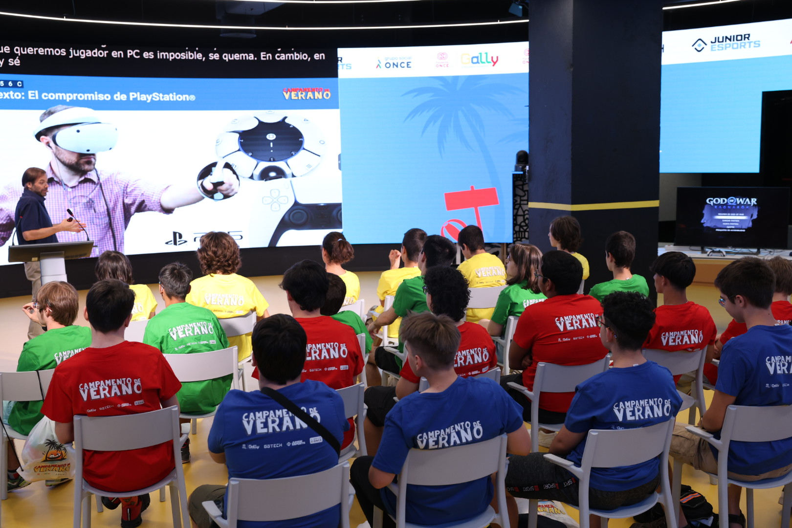 Fotografía de una de las actividades del campamento celerbado en 'Por Talento Digital' de Fundación ONCE