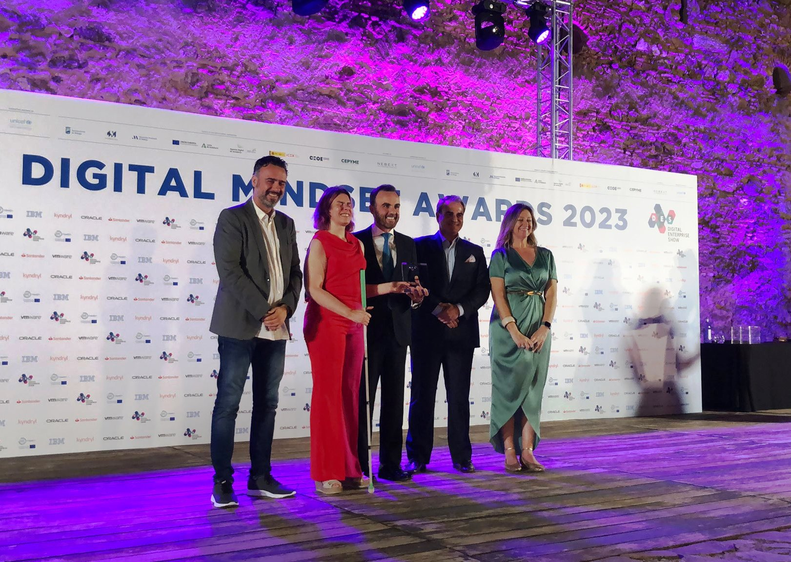 Foto de la entrega de Premios DES a Fundación ONCE