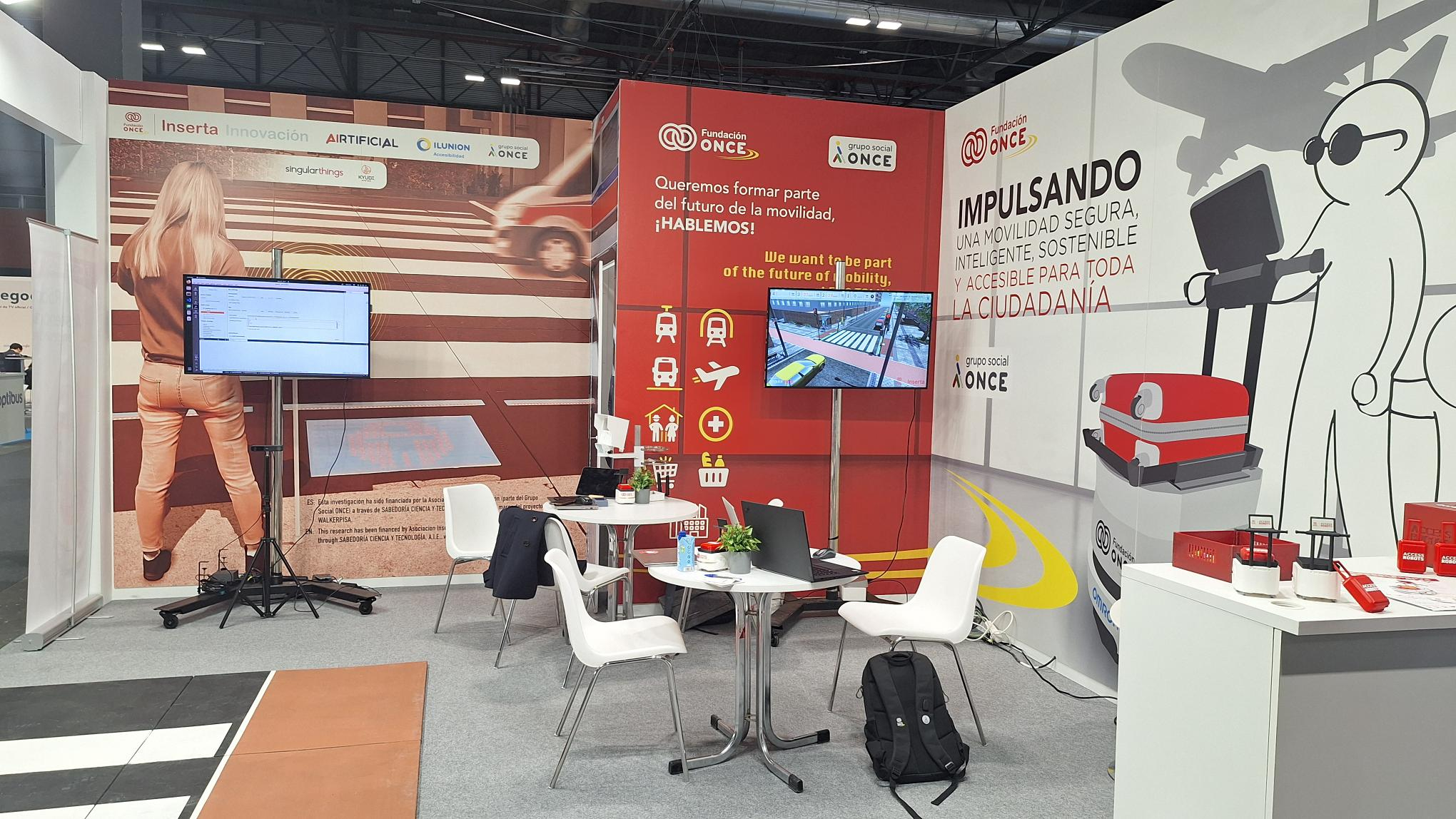 Fotos del estand de Fundación ONCE en Ifema
