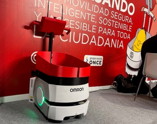 Fotografía del robot en el Global Mobility Call