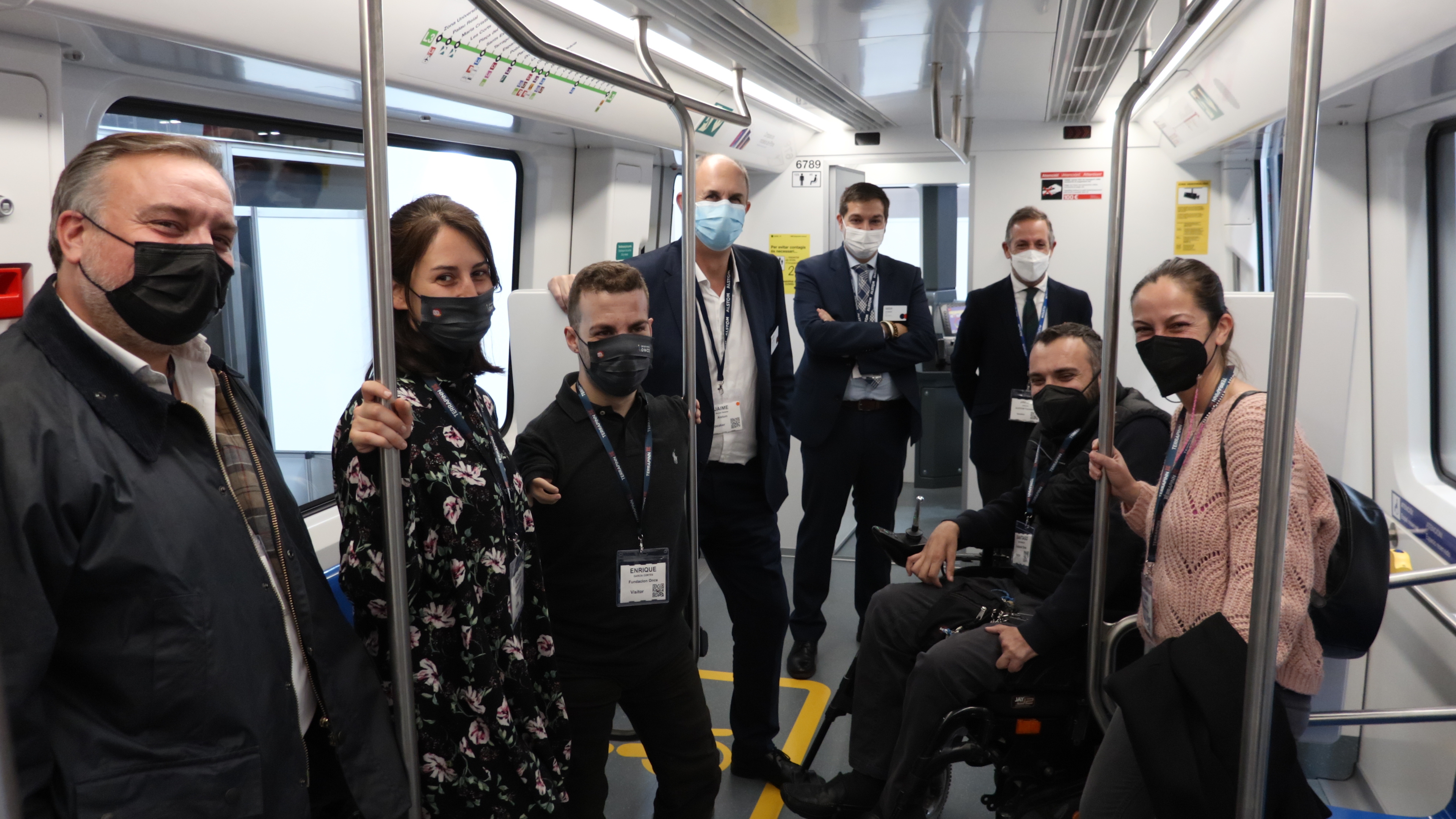 Fotografía de la visita del equipo de Fundación ONCE y Alstom