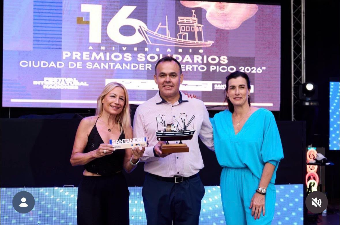 foto de entrega del premio