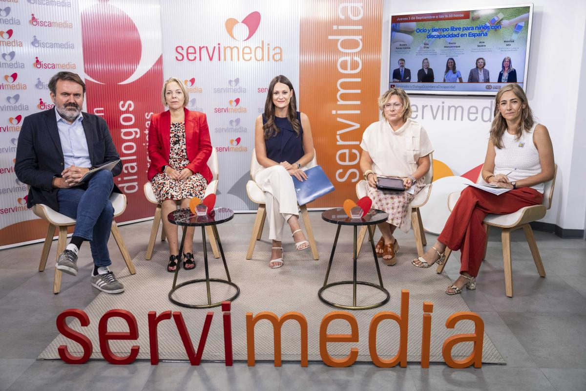 Foto de la presentación en Servimedia