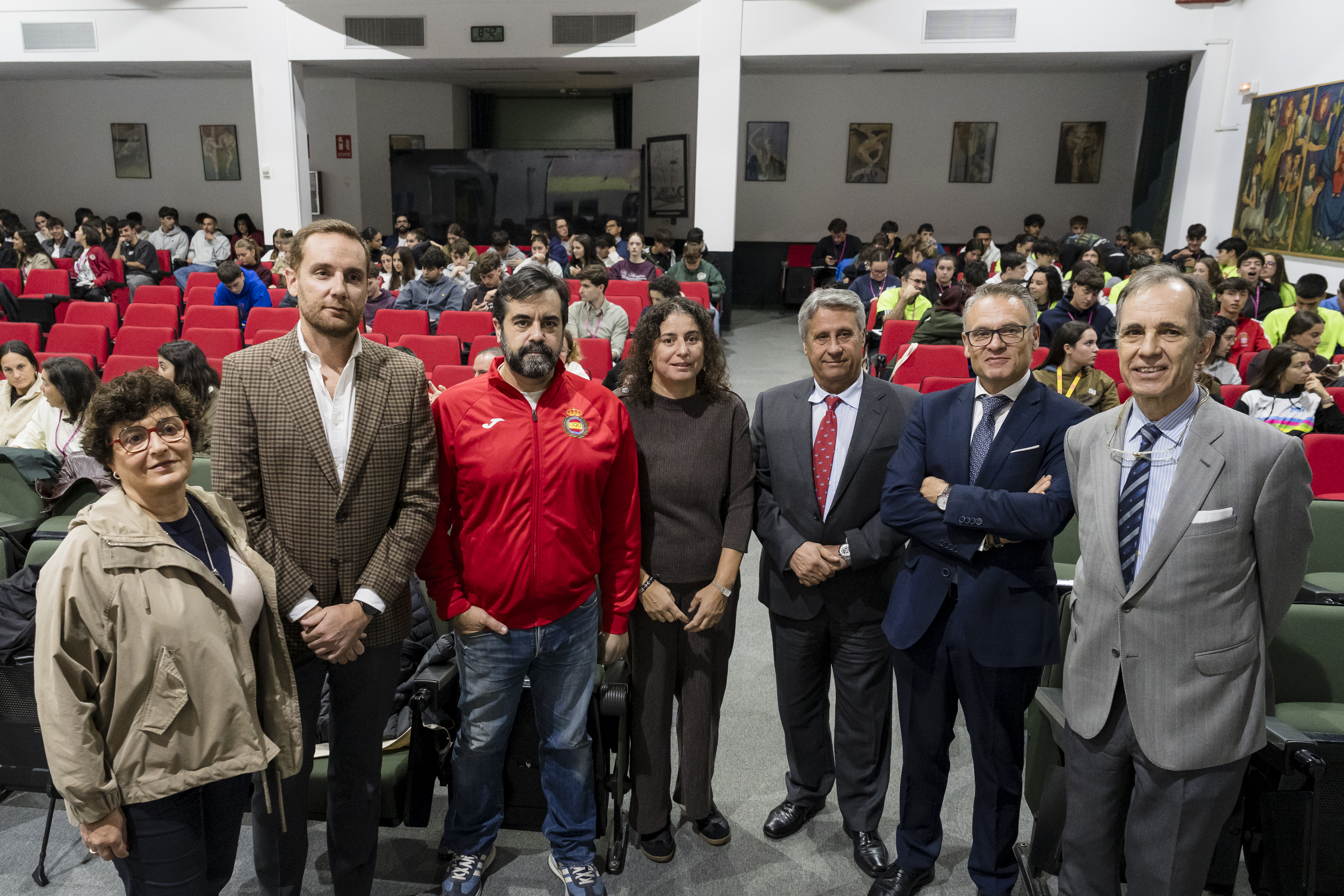 Foto de familia del Seminario de Deporte Inclusivo