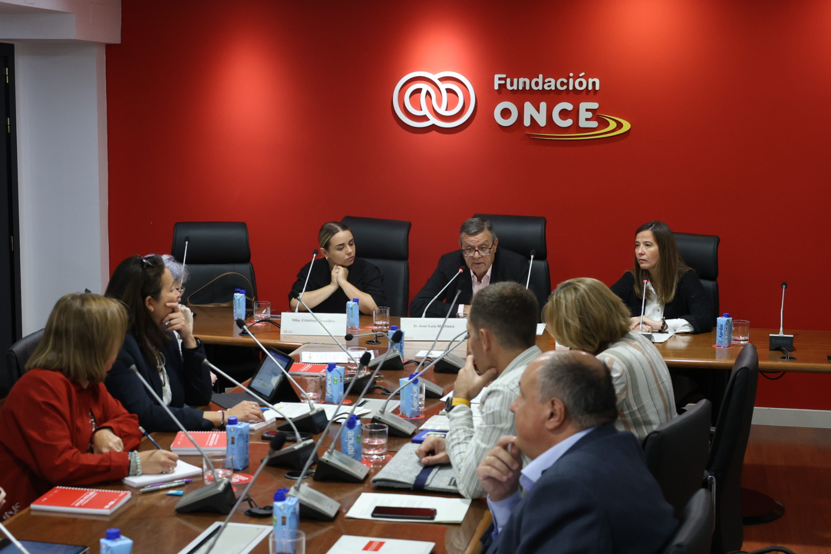 Foto de la inauguración de la jornada en Fundación ONCE