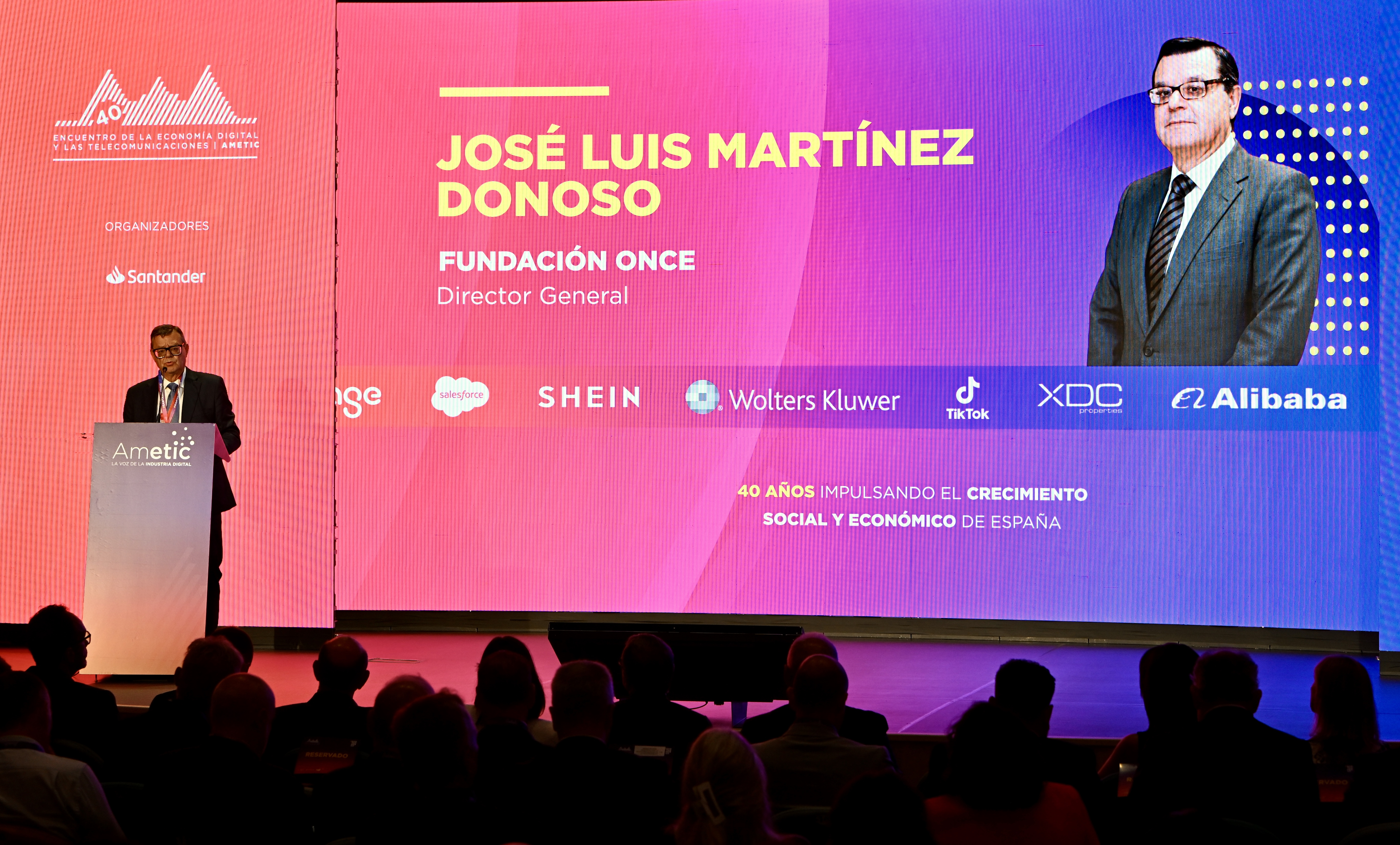 Foto de la intervención del director general de Fundación ONCE