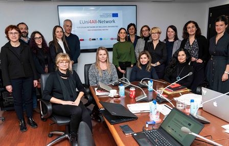 foto de las mujeres que han participado en el encuentro en Fundación ONCE