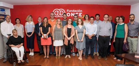 Foto de familia con las personas que han participado