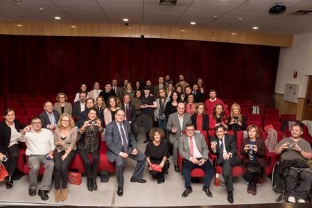 Foto con todas las personas que han participado en la jornada