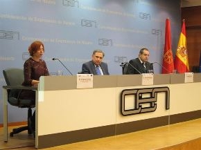 Foto de los integrantes de la mesa de inauguración