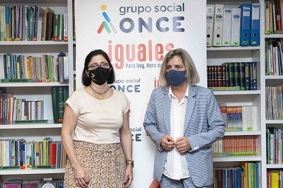 Imagen de las firmantes de pie
