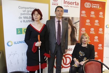 Foto de familia tras la presentación
