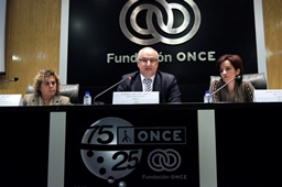 foto de la mesa de inauguración