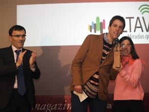 Foto de Alberto Durán con los premiados