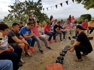 Foto de un momento de uno de los talleres