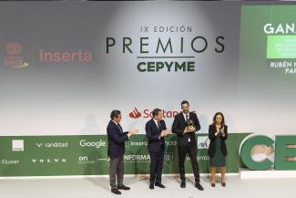 Foto de la entrega del premio