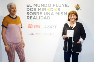 Fotografía de la inauguración de la exposición en Santa Coloma de Gramenet