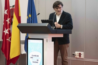 Fotografía durante la participación de Alberto Durán en la jornada