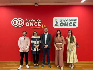 Fotografía de los participantes en la jornada celebrada en la sede de Fundación ONCE en Madrid