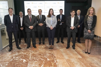 Foto de familia del encuentro entre Grupo Social ONCE y Microsoft