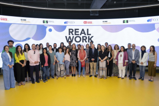 Foto de familia en Por Talento Digital de Fundación ONCE