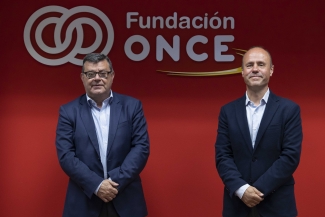 Fotografías de los firmantes del acuerdo