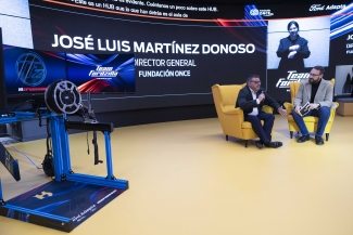Foto de la intervención de José Luis Martínez Donoso