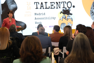 Foto de la inauguración con la ministra Elma Saiz