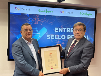 Fotografía del acto de entrega del Sello Bequal en la sede de Fundación ONCE