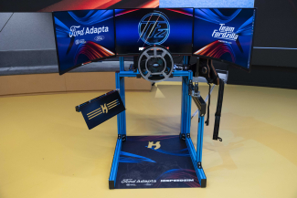 Fotografía del simulador en la presentación de Fundación ONCE en Madrid