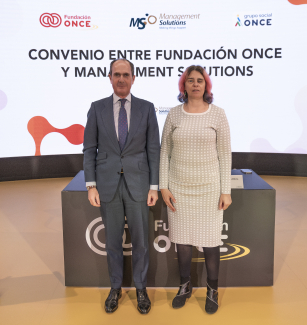 Fotografía de los firmantes del acuerdo