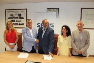 Foto del acto de firma del acuerdo en Mallorca