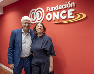 Foto del acuerdo en la sede de Fundación ONCE