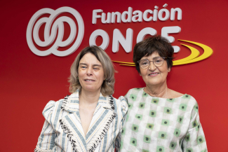 Fotografía de las firmantes del acuerdo