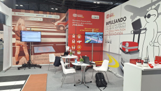 Fotos del estand de Fundación ONCE en Ifema