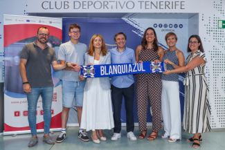 Foto de familia de la presentación del acuerdo