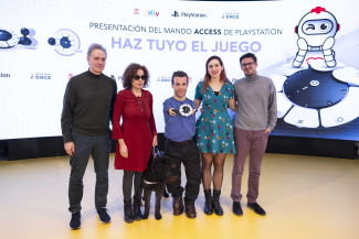 Fotografía de familia de la presentación en Por Talento Digital de Fundación ONCE