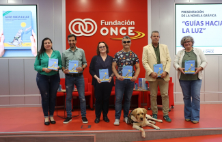 Foto del acto de presentación en Fundación ONCE