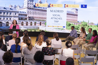 Fotografía de la visita de los consejeros a Po Talento Digital de Fundación ONCE