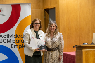Isabel Martínez Lozano en el acto de entrega de reconocimientos