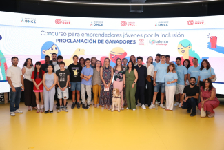 Foto de familia del acto de proclamación de ganadores en Madrid