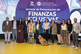 Foto de familia en la jornada de presentación