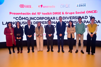 Foto de familia en Por Talento Digital